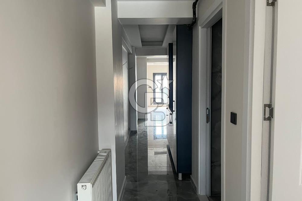 Üçkuyular'a Birkaç Adım Mesafede Satılık Açık Mutfak 2+1 Daire