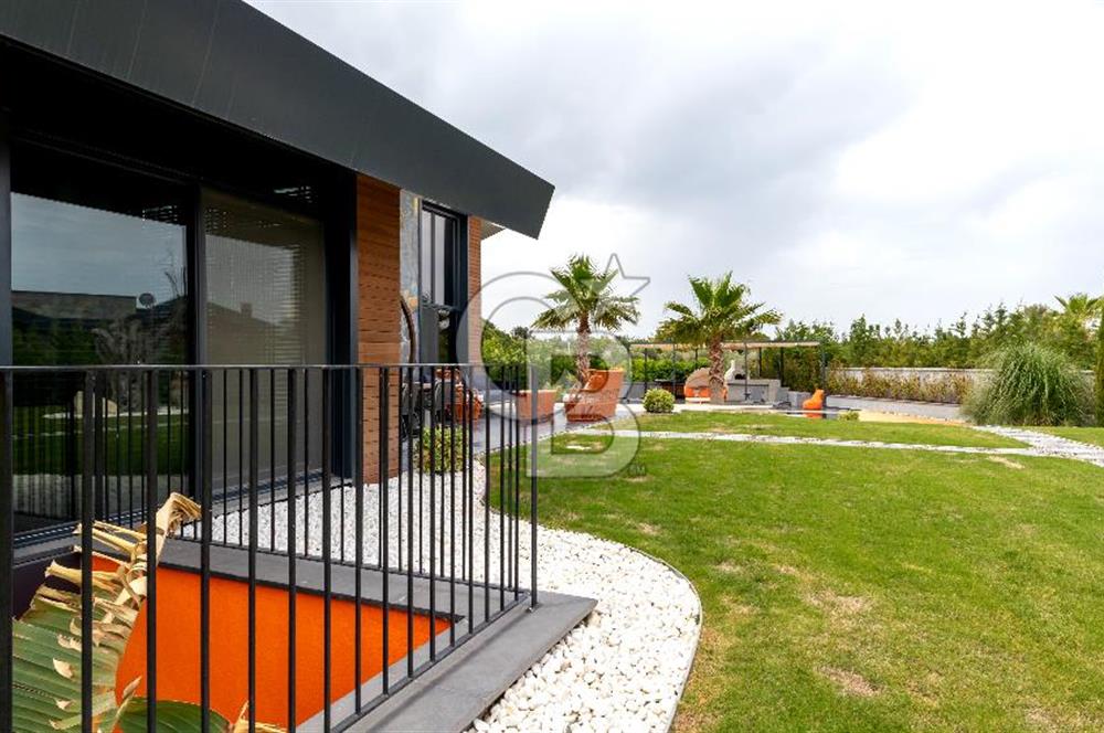 Kekliktepe The Village Urla'da 2474m2 İçinde Harika Lüks Villa