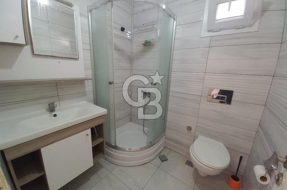 Kemerde Yıllık Kiralık Eşyasız 2+1 Bahçeli Denize Yakın Daire