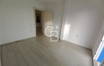 Kemerde Yıllık Kiralık Eşyasız 2+1 Bahçeli Denize Yakın Daire