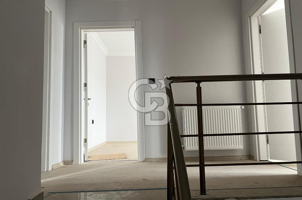 İzmir Menemen Esatpaşa Satılık 5+1 Dubleks Daire