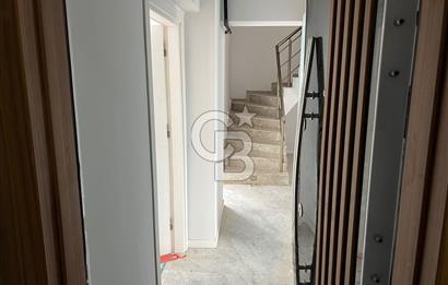 İzmir Menemen Esatpaşa Satılık 5+1 Dubleks Daire