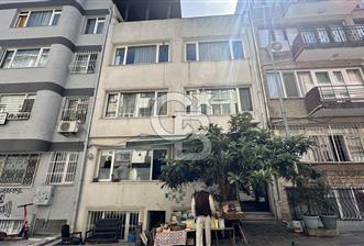 SONER SOKAKTA SATILIK 3+1 DAİRE!
