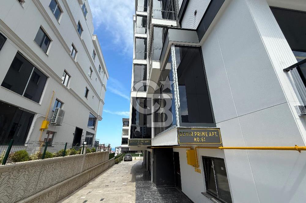 Gökdelenler bölgesinde —- sıfır —- ara kat