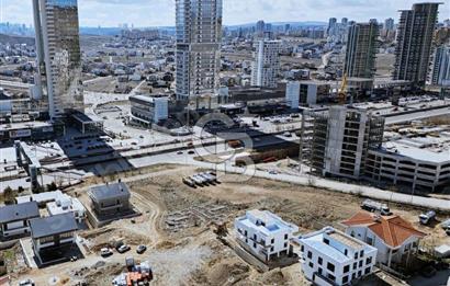 ESKİŞEHİR YOLU ÜSTÜNDE 500M² SATILIK VİLLA