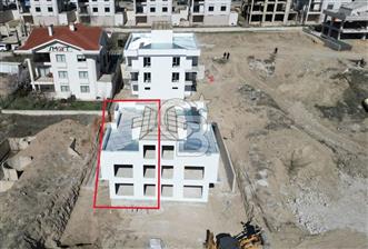 ESKİŞEHİR YOLU ÜSTÜNDE 500M² SATILIK VİLLA