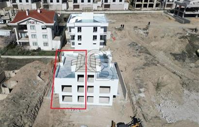 ESKİŞEHİR YOLU ÜSTÜNDE 500M² SATILIK VİLLA