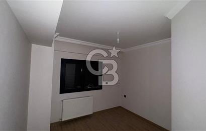 Üçkuyular'a Birkaç Adım Mesafede Satılık Açık Mutfak 1+1 Daire