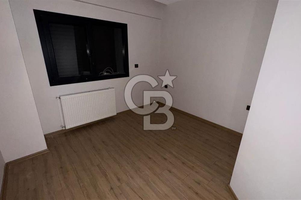 Üçkuyular'a Birkaç Adım Mesafede Satılık Açık Mutfak 1+1 Daire