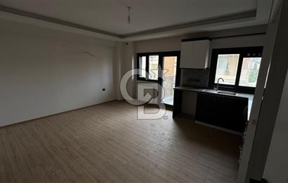 Üçkuyular'a Birkaç Adım Mesafede Satılık Açık Mutfak 1+1 Daire