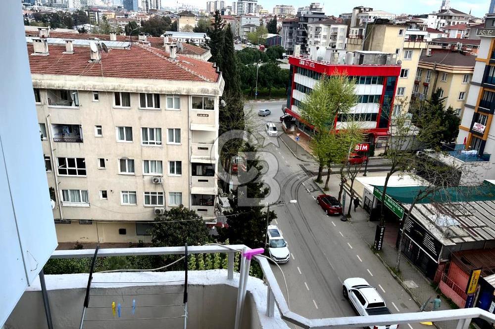 Kartal Esentepede Bahçeli-Site İçinde 3+1 Kiralık Daire!