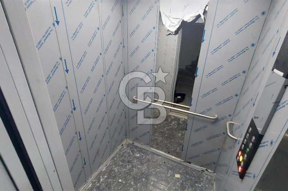 Çekmeköy Merkez mah. Beyazevler Sitesi Sıfır 1+1 Daire