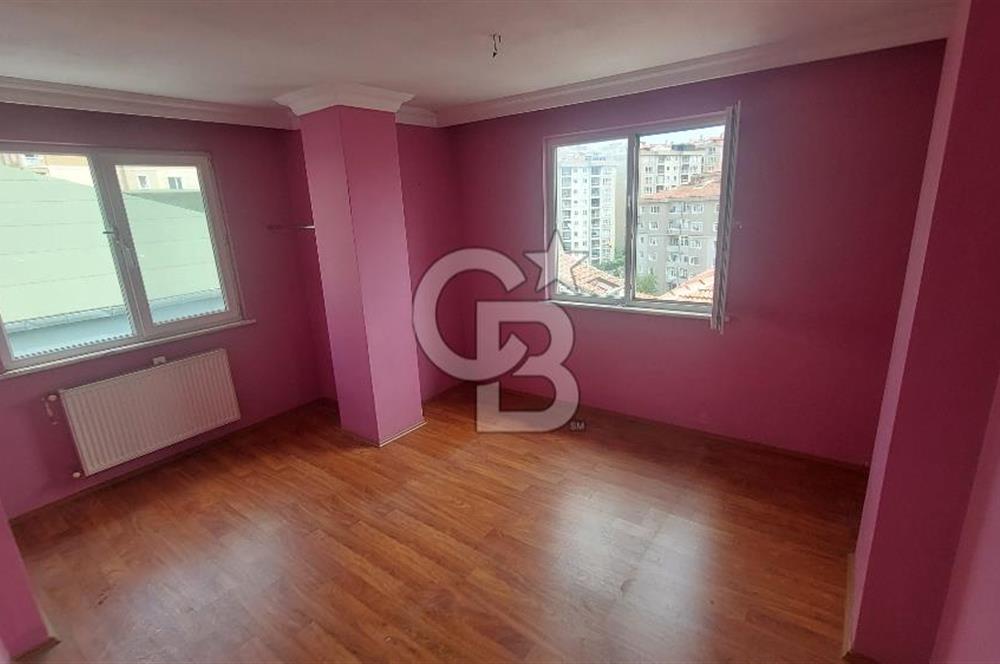 Merkezi Konumda Oturmaya Hazır 3+1 Otoparklı Daire