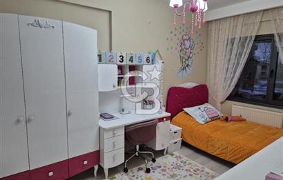 Gaziemirin En Prestijli Sitesinde Full Donanımlı 4+1 Lüks Daire