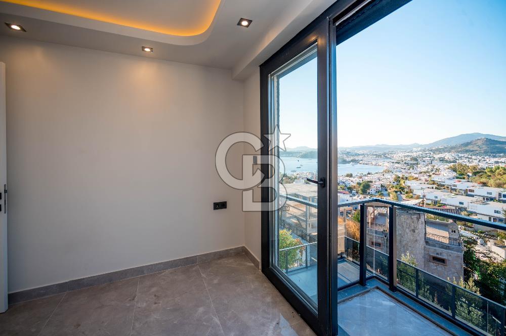 Bodrum Kumbahçe'de Satılık Deniz Manzaralı Müstakil 4+1 Villa