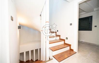 Bodrum Kumbahçe'de Satılık Deniz Manzaralı Müstakil 4+1 Villa