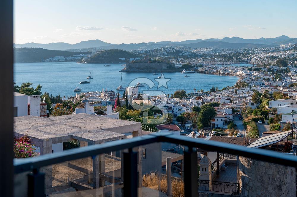 Bodrum Kumbahçe'de Satılık Deniz Manzaralı Müstakil 4+1 Villa