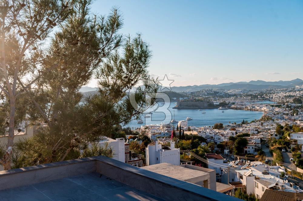 Bodrum Kumbahçe'de Satılık Deniz Manzaralı Müstakil 4+1 Villa
