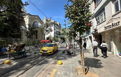 SONER SOKAKTA SATILIK 3+1 DAİRE!