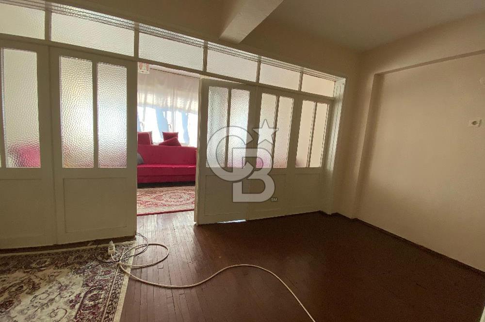 TİRE KURTULUŞ MAHALLESİ ÇARŞI İÇİ ÇİFT CEPHE 2+1 DAİRE