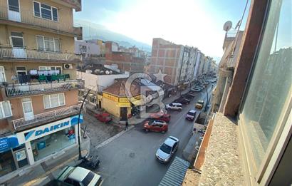 TİRE KURTULUŞ MAHALLESİ ÇARŞI İÇİ ÇİFT CEPHE 2+1 DAİRE