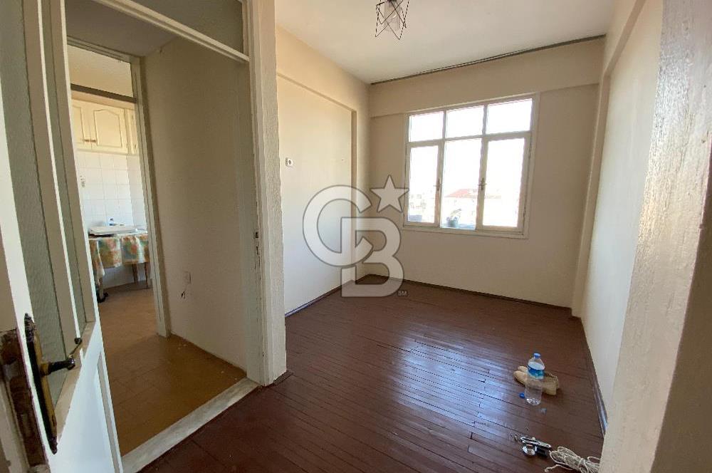 TİRE KURTULUŞ MAHALLESİ ÇARŞI İÇİ ÇİFT CEPHE 2+1 DAİRE