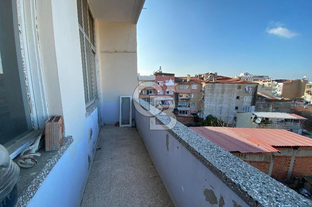 TİRE KURTULUŞ MAHALLESİ ÇARŞI İÇİ ÇİFT CEPHE 2+1 DAİRE