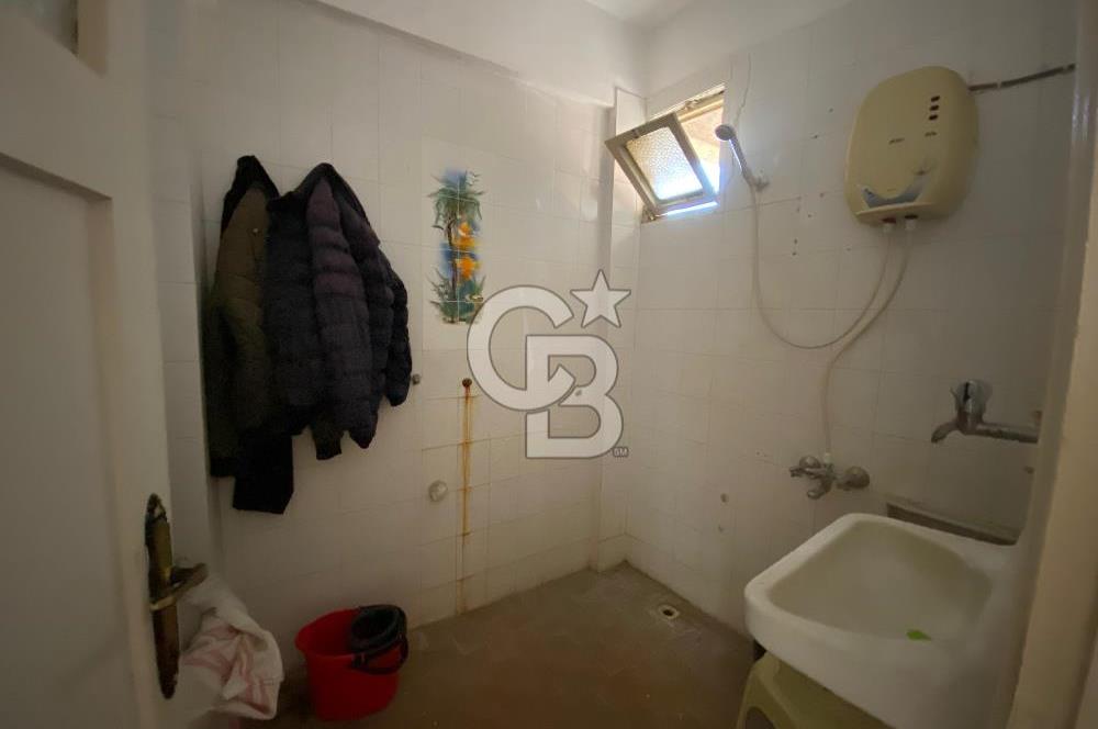 TİRE KURTULUŞ MAHALLESİ ÇARŞI İÇİ ÇİFT CEPHE 2+1 DAİRE