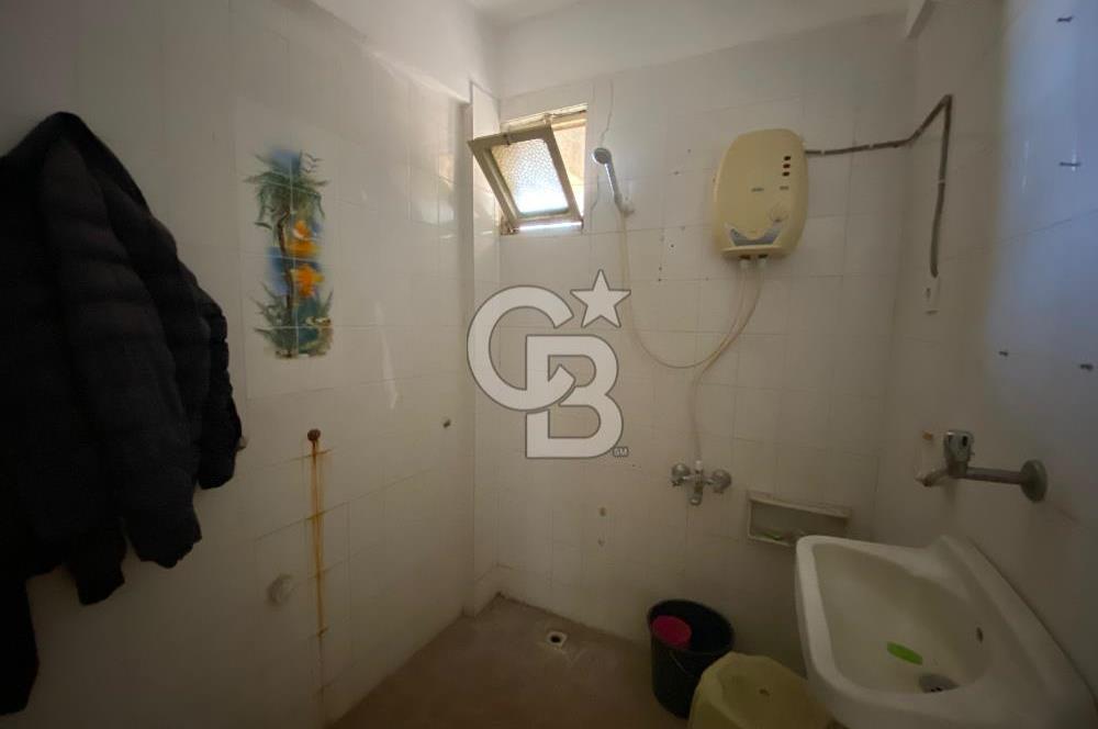 TİRE KURTULUŞ MAHALLESİ ÇARŞI İÇİ ÇİFT CEPHE 2+1 DAİRE