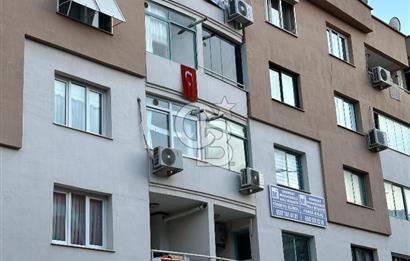 Gaziemir Belediyesi Karşısında, 2+1 Tadilatlı Satılık Daire