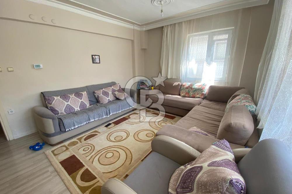 ESENLER UĞUR MUMCU CADDESİNDE MERKEZİ KONUMDA 3+1 DAİRE!