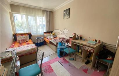 ESENLER UĞUR MUMCU CADDESİNDE MERKEZİ KONUMDA 3+1 DAİRE!