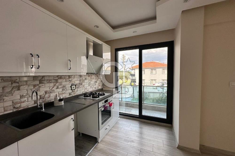 Foça Kazım Dirik Mahallesinde Kiralık Bahçe Katı 3+1 Daire