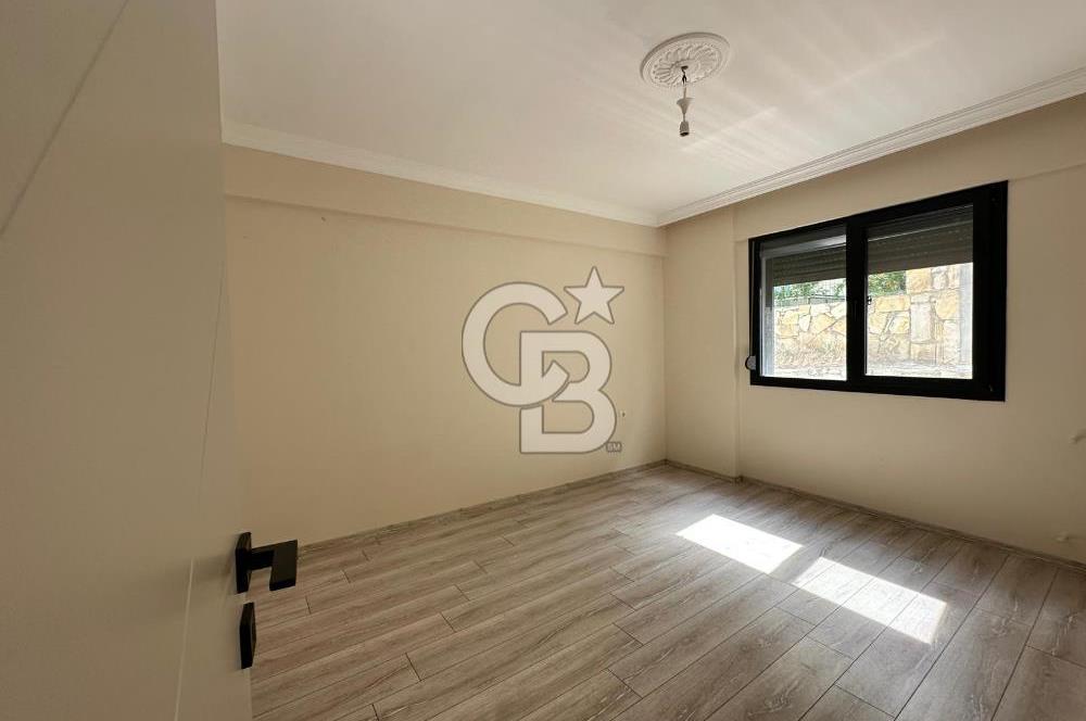 Foça Kazım Dirik Mahallesinde Kiralık Bahçe Katı 3+1 Daire