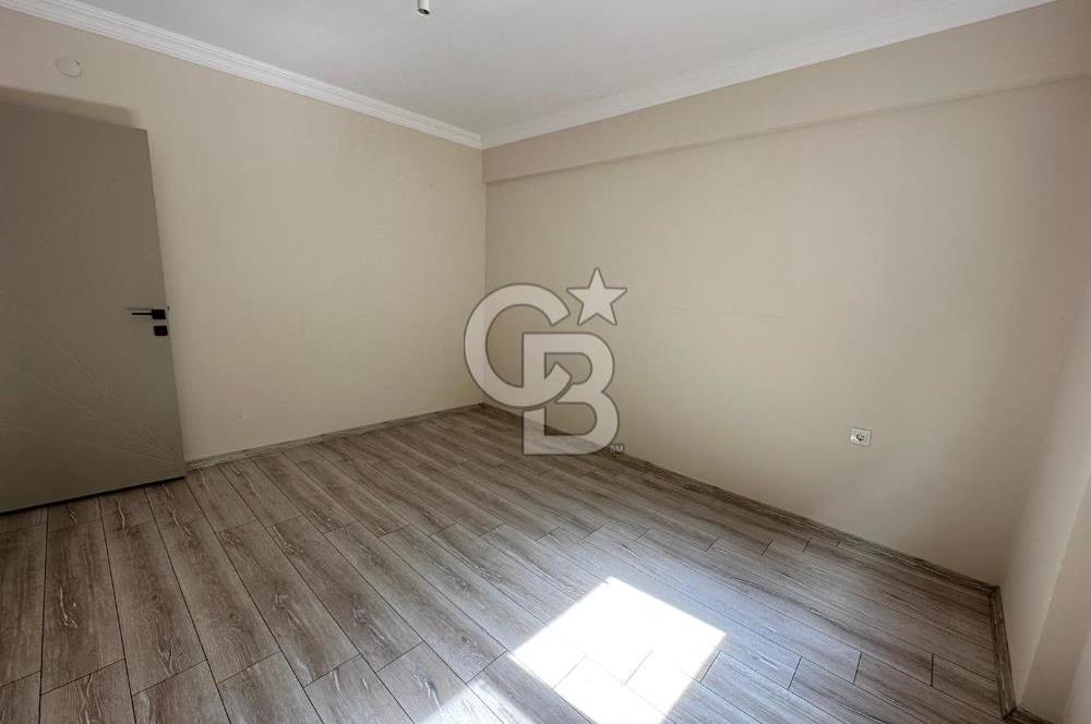 Foça Kazım Dirik Mahallesinde Kiralık Bahçe Katı 3+1 Daire