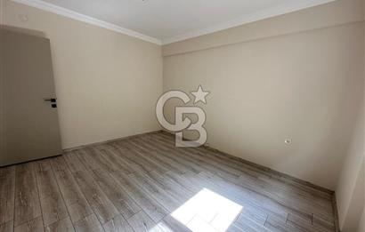 Foça Kazım Dirik Mahallesinde Kiralık Bahçe Katı 3+1 Daire