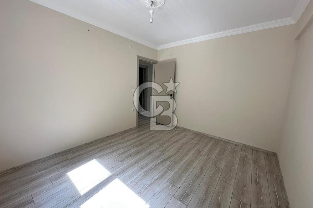 Foça Kazım Dirik Mahallesinde Kiralık Bahçe Katı 3+1 Daire