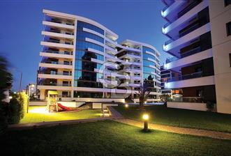 Gaziemirin En Prestijli Sitesinde Full Donanımlı 4+1 Lüks Daire