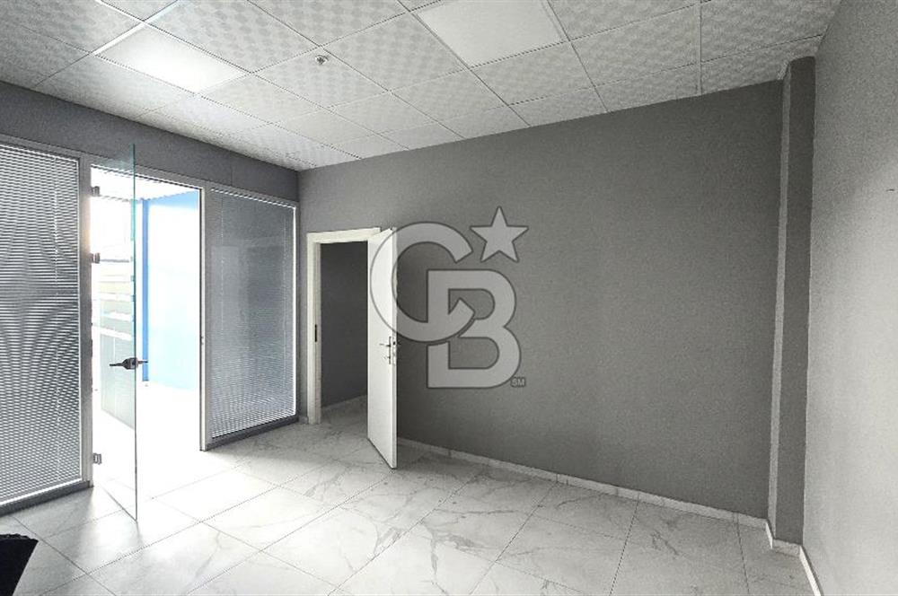 COLDWELL BANKER'den Selçuker Centerda Geniş Ofis Kiralık