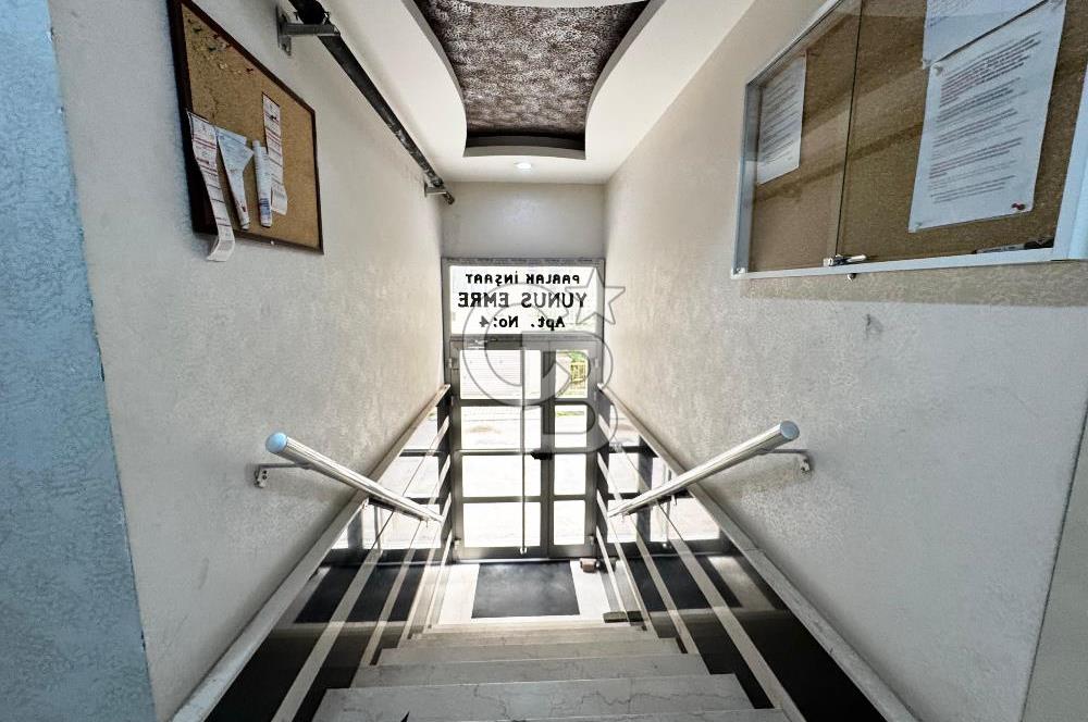 KARŞIYAKA DEMİRKÖPRÜ İZBAN YAKINI D.GAZLI ARA KAT SATILIK 2+1 DAİRE