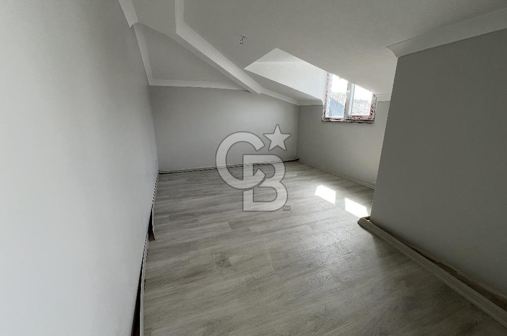 Ümraniyede Sosyal Alanlı Şehir Manzaralı Lüks Daire