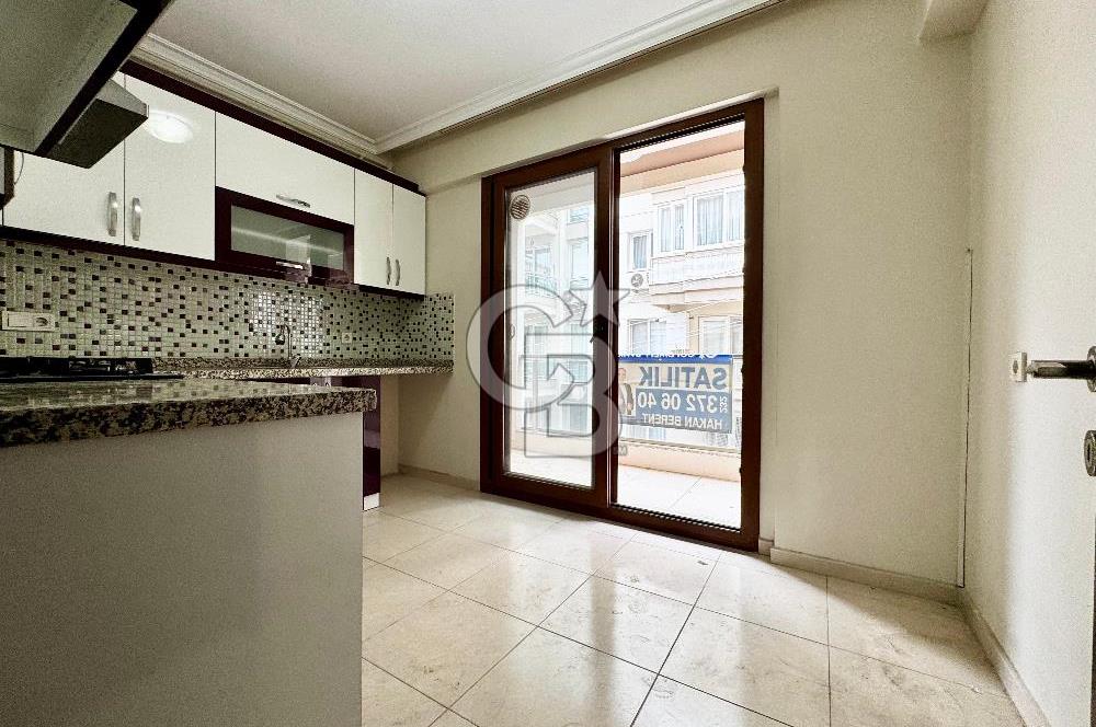 KARŞIYAKA DEMİRKÖPRÜ İZBAN YAKINI D.GAZLI ARA KAT SATILIK 2+1 DAİRE
