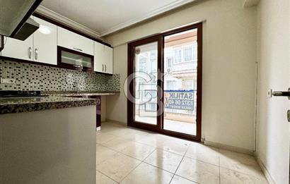 KARŞIYAKA DEMİRKÖPRÜ İZBAN YAKINI D.GAZLI ARA KAT SATILIK 2+1 DAİRE
