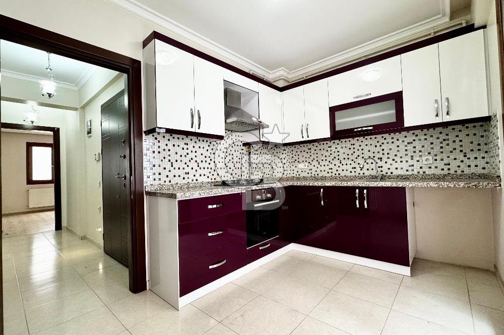 KARŞIYAKA DEMİRKÖPRÜ İZBAN YAKINI D.GAZLI ARA KAT SATILIK 2+1 DAİRE