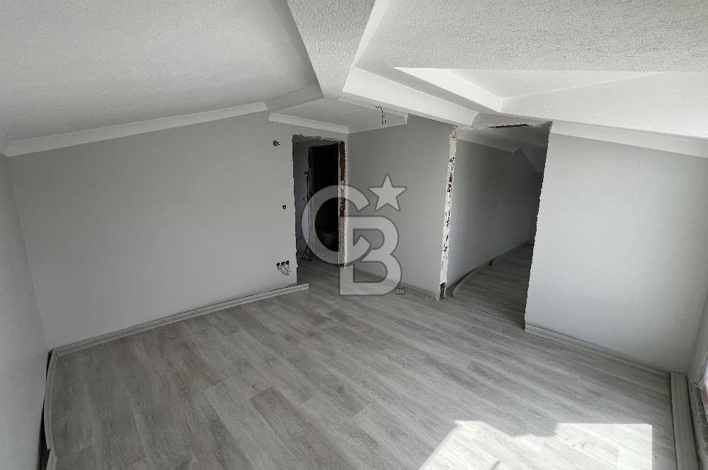 Ümraniyede Sosyal Alanlı Şehir Manzaralı Lüks Daire