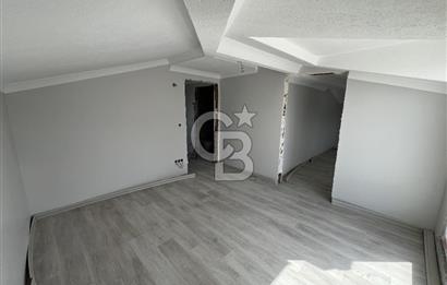 Ümraniyede Sosyal Alanlı Şehir Manzaralı Lüks Daire
