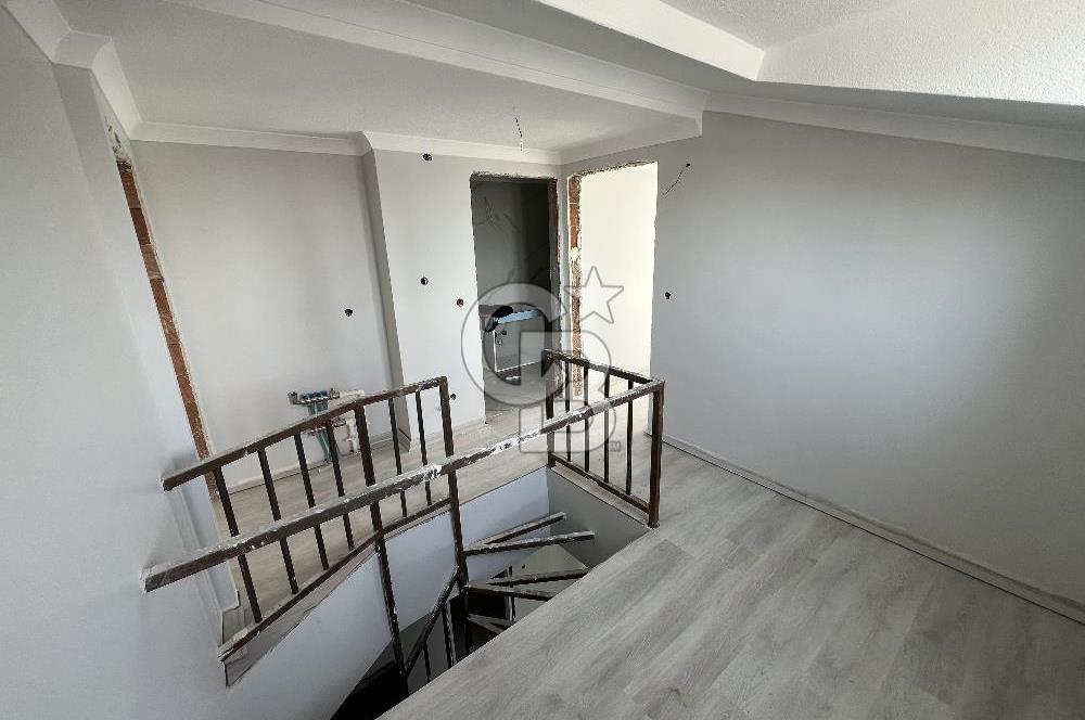 Ümraniyede Sosyal Alanlı Şehir Manzaralı Lüks Daire