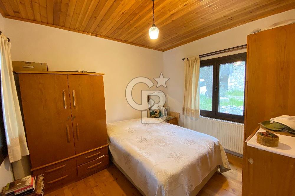 URLA DEMİRCİLİ KÖYÜ'NDE SATILIK 3+1 MÜSTAKİL EV