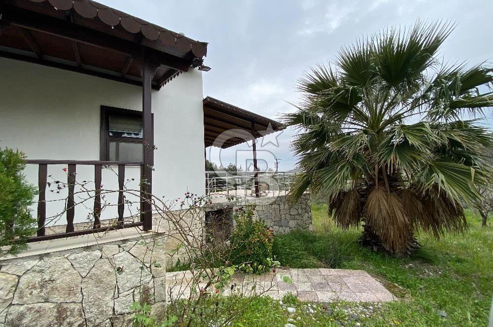 URLA DEMİRCİLİ KÖYÜ'NDE SATILIK 3+1 MÜSTAKİL EV