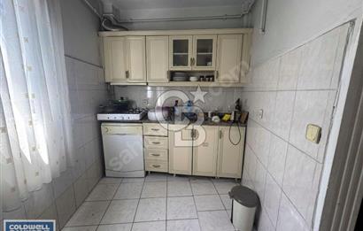 Ümraniyede satılık 2+1 daire